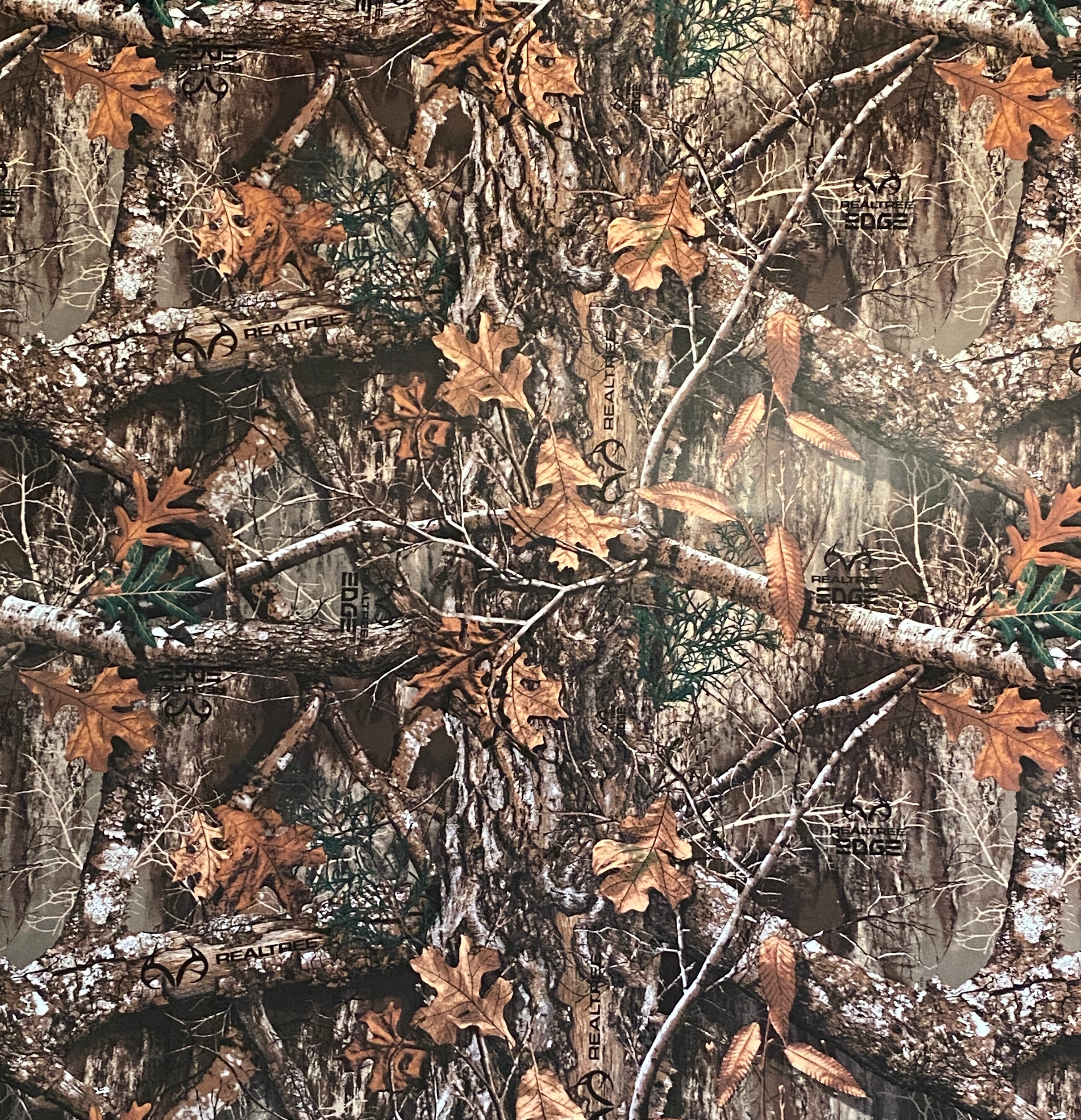 Realtree Edge Adhesive Vinyl 12”x20” Sheet – Vinyl Cut Pros